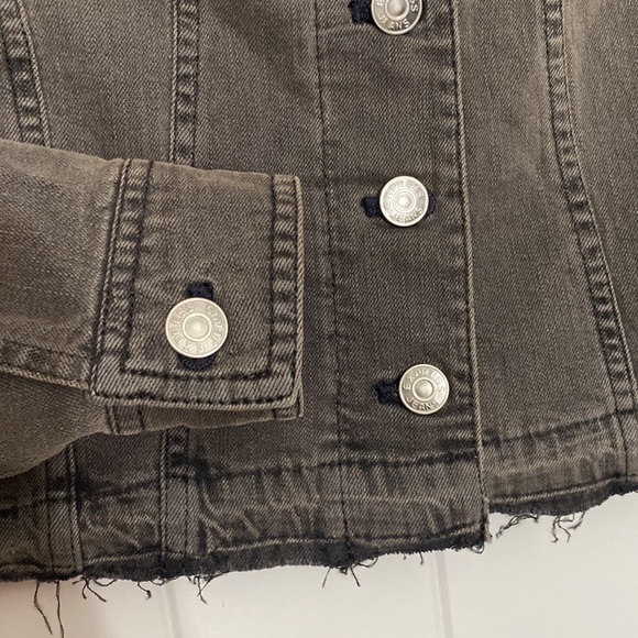 Express Women’s Long Sleeve Black Distressed Denim Button Up Jacket Size XS - Picture 4 of 9